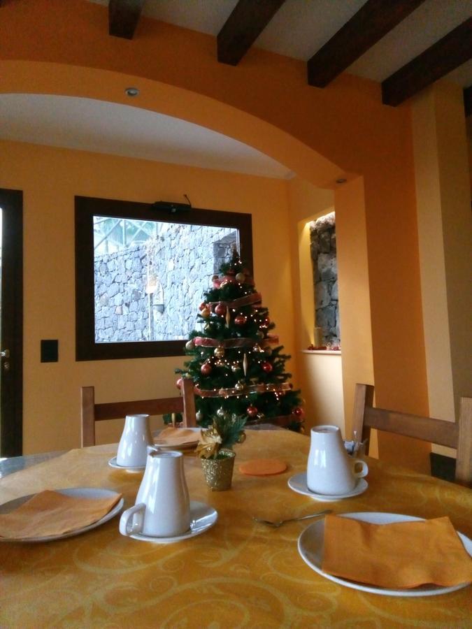 扎费拉纳-埃特内阿Aurora Dell'Etna住宿加早餐旅馆 外观 照片